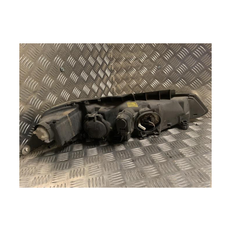 Optique avant principal gauche (feux)(phare) PEUGEOT 406 PHASE 2 BREAK d’occasion