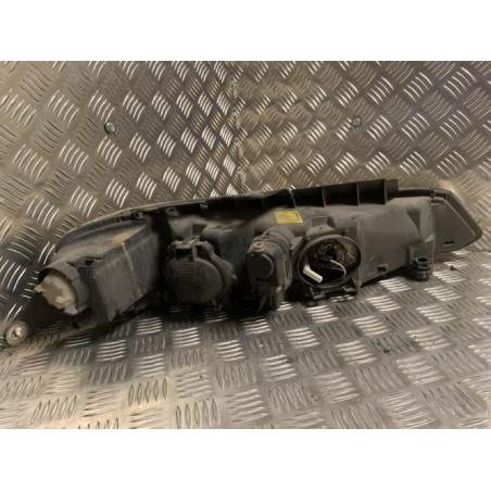 Optique avant principal gauche (feux)(phare) PEUGEOT 406 PHASE 2 BREAK d’occasion