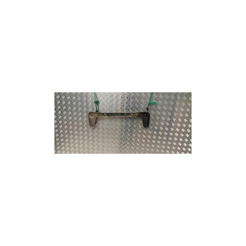 Support radiateur RENAULT CLIO 3 PHASE 1 BREAK d’occasion