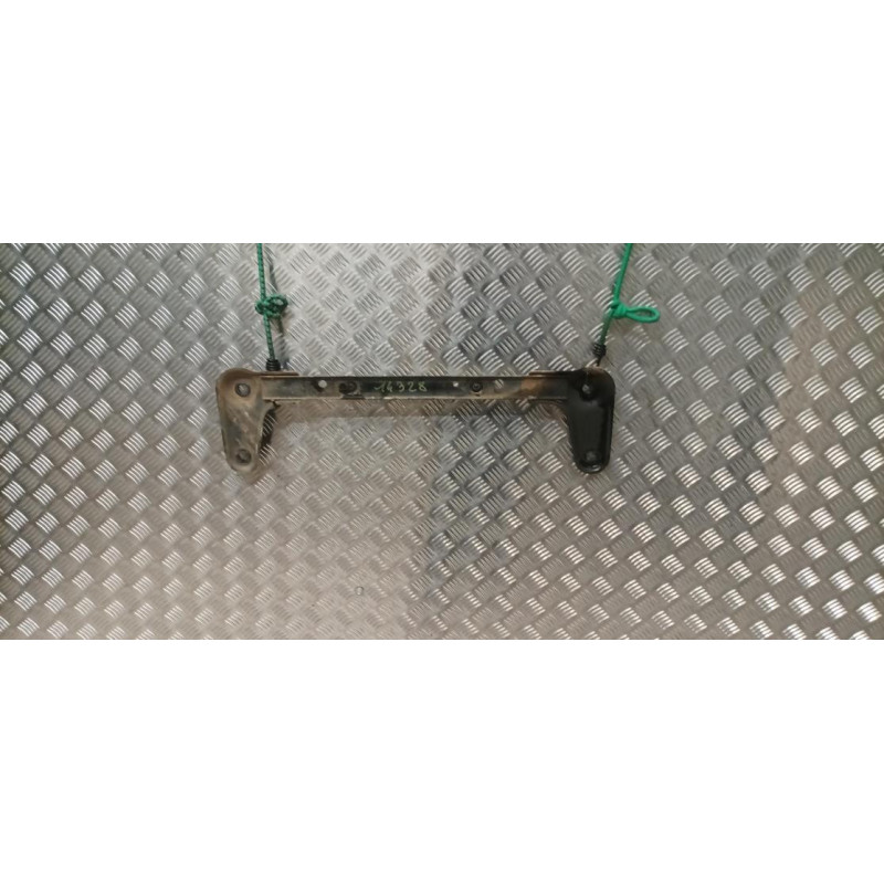 Support radiateur RENAULT CLIO 3 PHASE 1 BREAK d’occasion