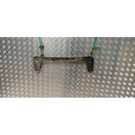 Support radiateur RENAULT CLIO 3 PHASE 1 BREAK d’occasion