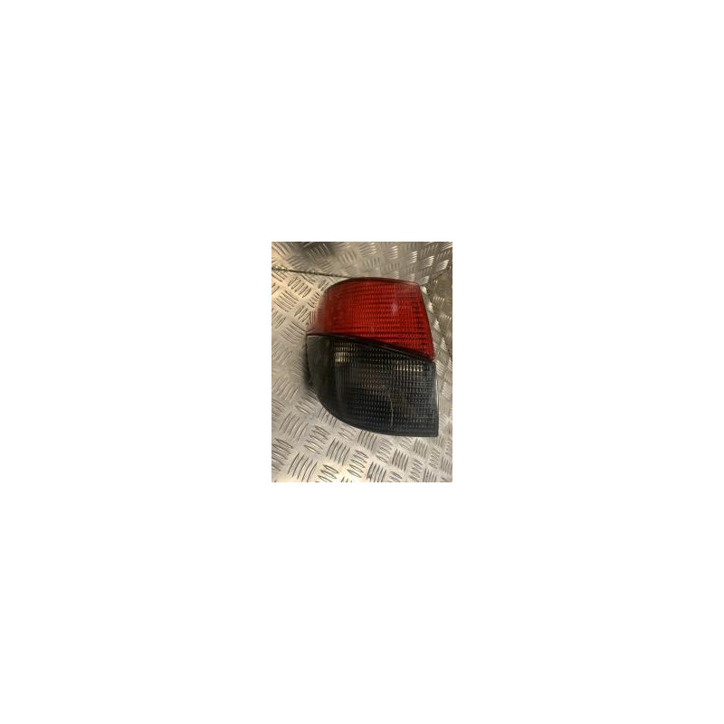 Feu arriere principal gauche (feux) PEUGEOT 406 PHASE 2 BREAK d’occasion
