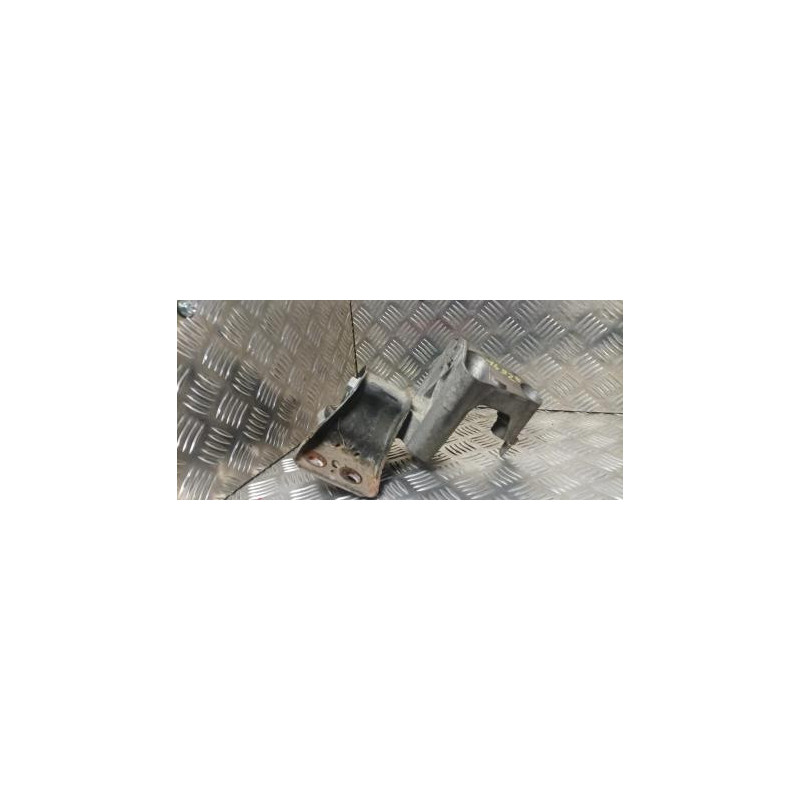 Support moteur droit RENAULT CLIO 3 PHASE 1 BREAK d’occasion