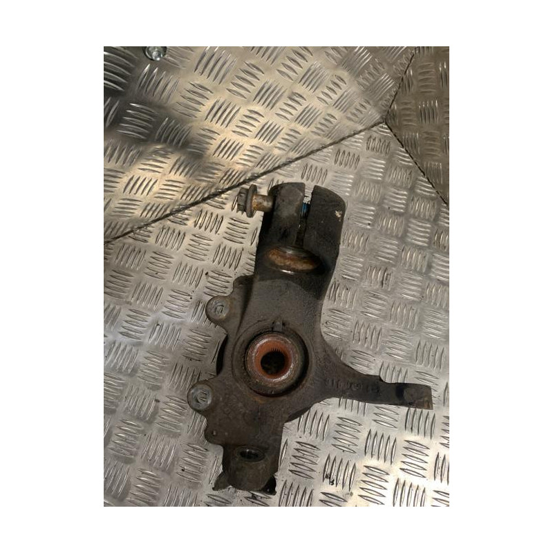 Moyeu avant droit FORD C-MAX 1 PHASE 2 d’occasion
