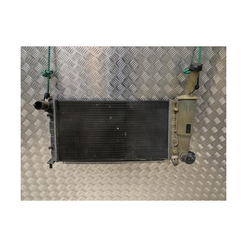Radiateur eau FIAT PUNTO 2 PHASE 1 d’occasion