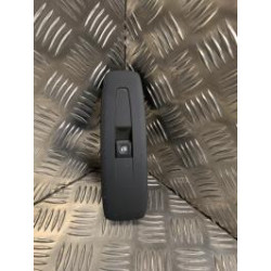 Interrupteur de leve vitre avant droit RENAULT MEGANE 4 PHASE 1 d’occasion