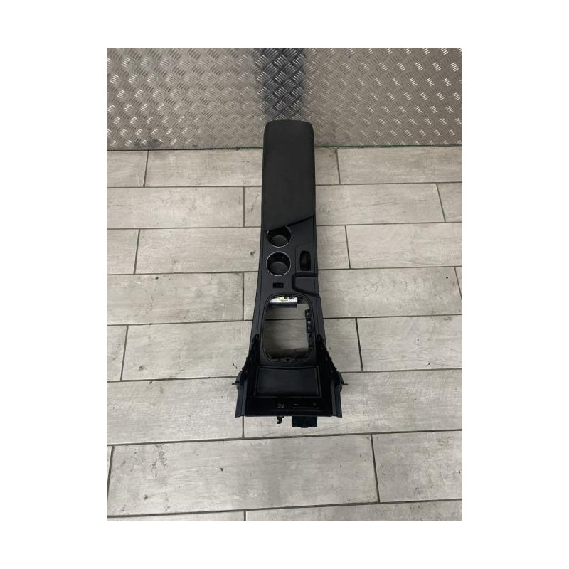 Console central (interieur plastique) RENAULT MEGANE 4 PHASE 1 d’occasion