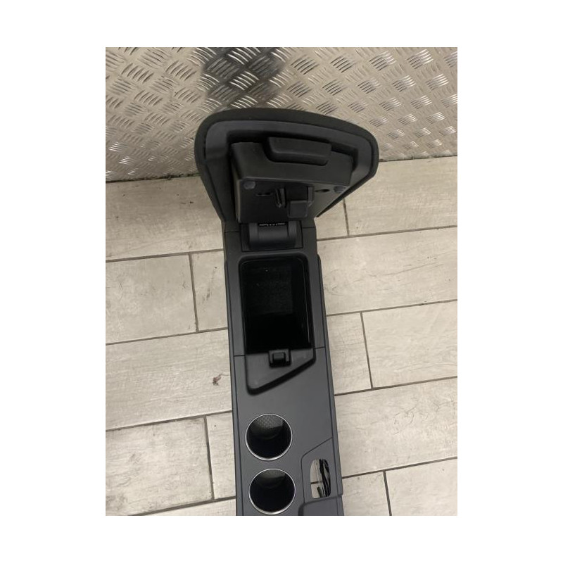 Console central (interieur plastique) RENAULT MEGANE 4 PHASE 1 d’occasion