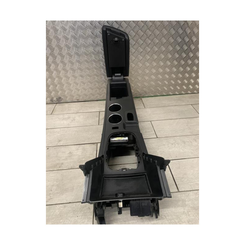 Console central (interieur plastique) RENAULT MEGANE 4 PHASE 1 d’occasion