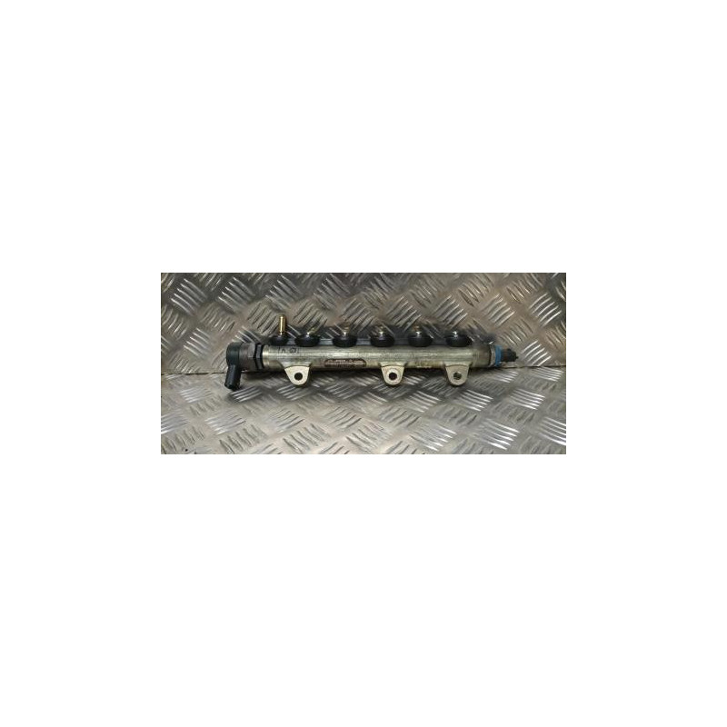 Rampe injection RENAULT GRAND SCENIC 2 PHASE 2 d’occasion