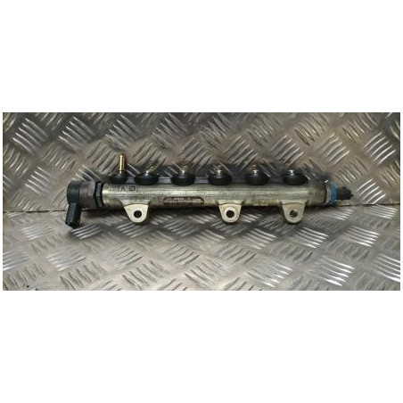 Rampe injection RENAULT GRAND SCENIC 2 PHASE 2 d’occasion