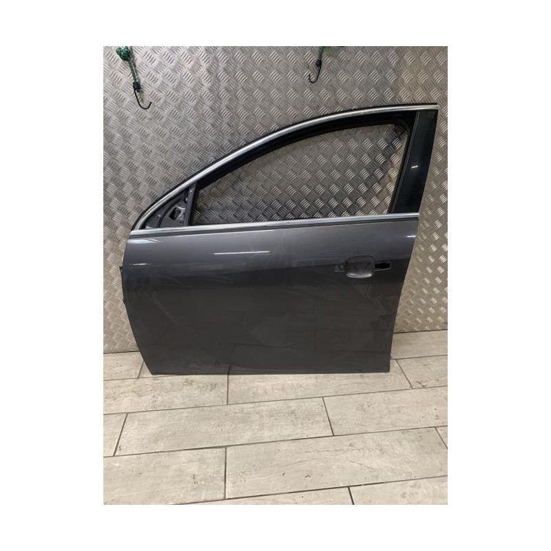 Porte avant gauche OPEL INSIGNIA 1 PHASE 1 BREAK d’occasion