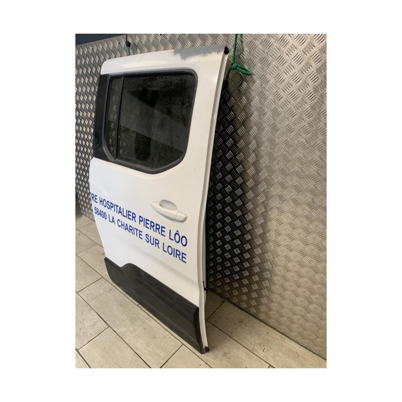 Porte laterale droit PEUGEOT RIFTER d’occasion