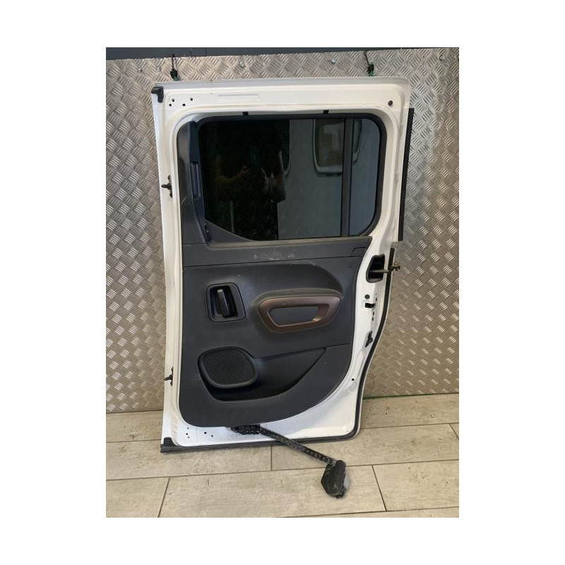 Porte laterale droit PEUGEOT RIFTER d’occasion