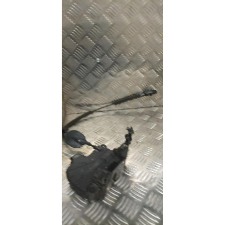 Serrure avant droit RENAULT CLIO 4 PHASE 1 d’occasion