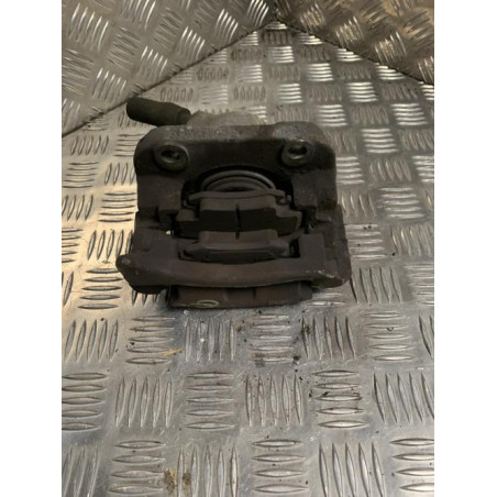 Etrier avant gauche (freinage) RENAULT TWINGO 2 PHASE 1 d’occasion