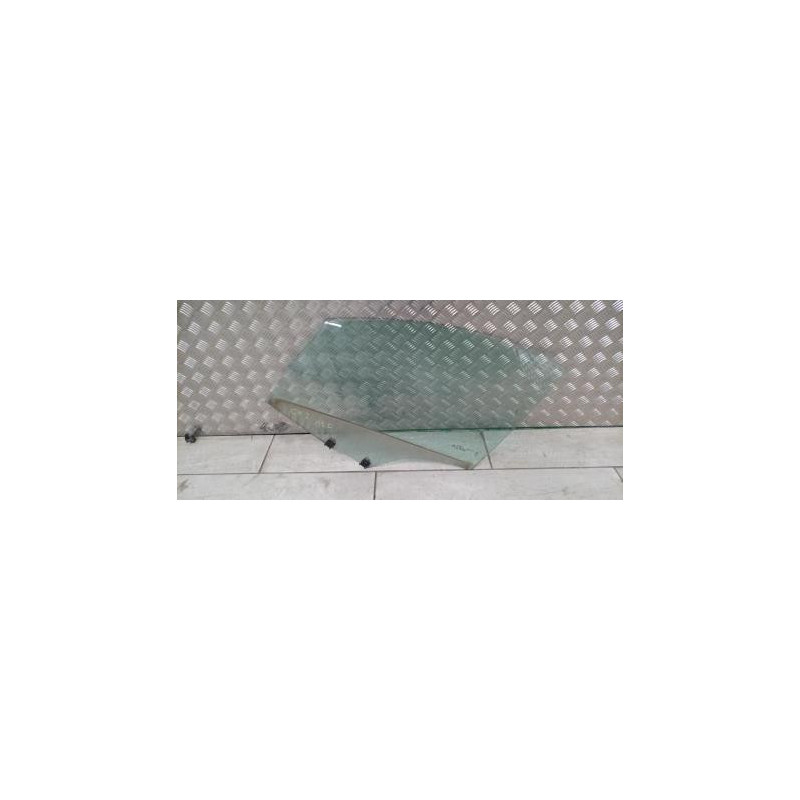 Vitre avant droit CITROEN C4 2 PHASE 1 d’occasion