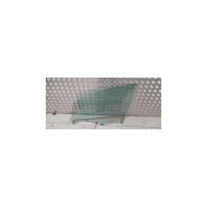 Vitre avant gauche RENAULT CLIO 4 PHASE 2 d’occasion