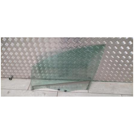 Vitre avant gauche RENAULT CLIO 4 PHASE 2 d’occasion
