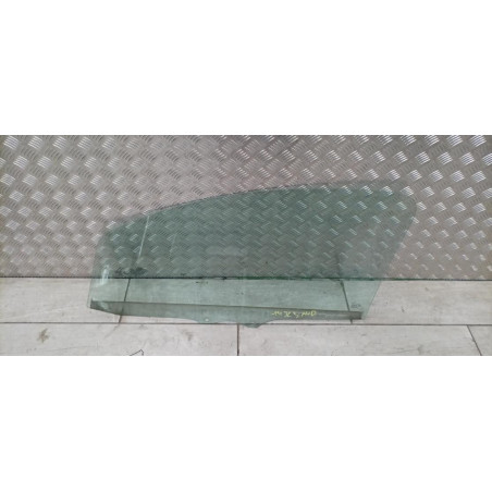 Vitre avant droit PEUGEOT 107 PHASE 2 d’occasion