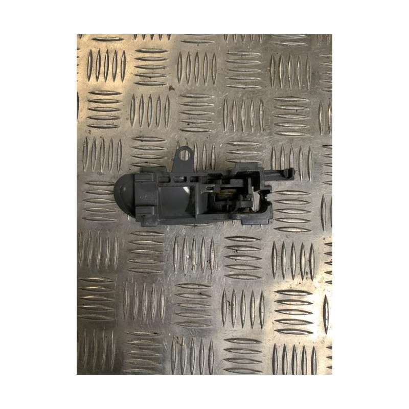 Poignee interieur avant gauche PEUGEOT 107 PHASE 2 d’occasion