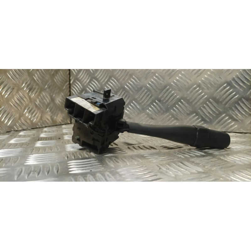 Commodo phare NISSAN MICRA 2 PHASE 3 d’occasion