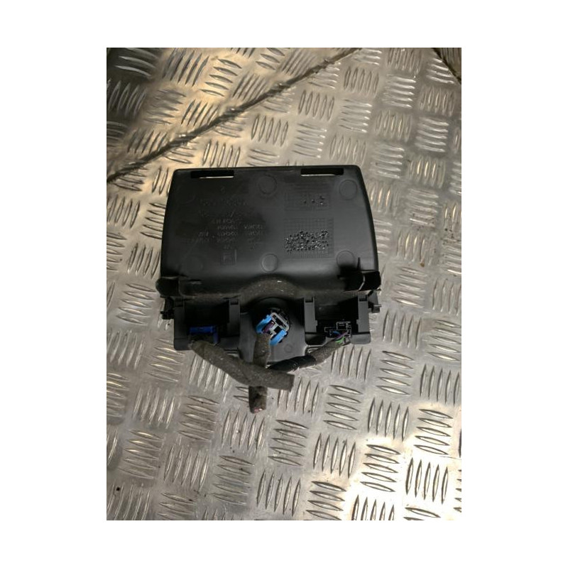 Prise port USB OPEL ASTRA J PHASE 2 d’occasion