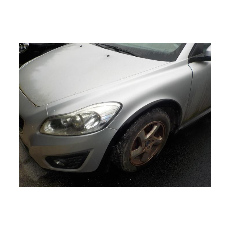 Enjoliveur anti brouillard VOLVO C 30 PHASE 2 d’occasion