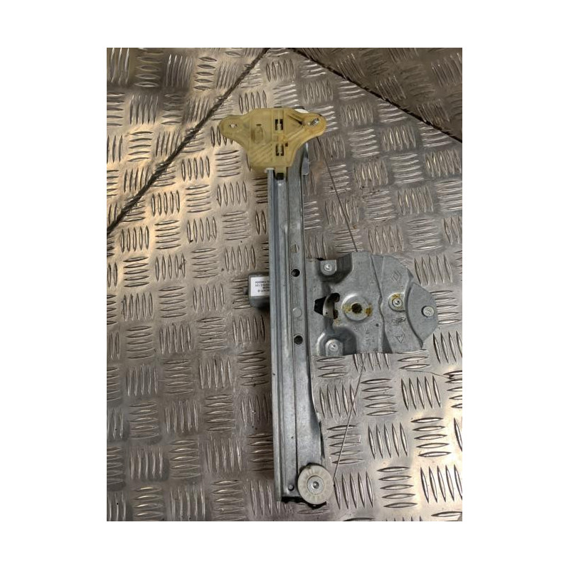 Moteur leve vitre arriere droit RENAULT CLIO 4 PHASE 2 d’occasion