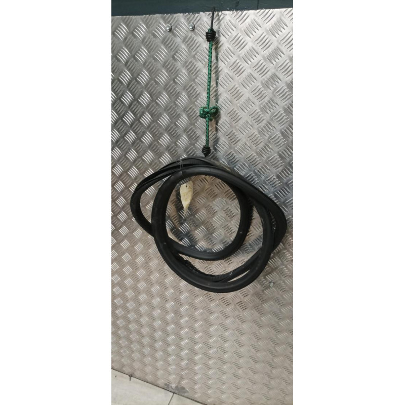Joint de porte avant droite OPEL ASTRA J PHASE 2 d’occasion