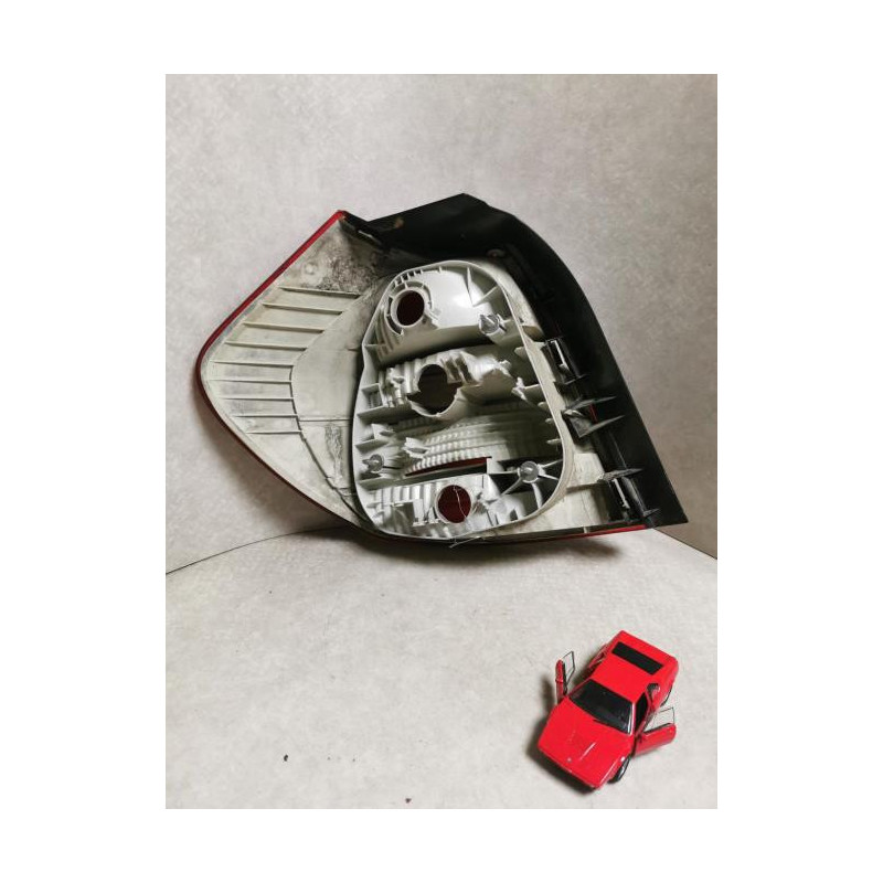 Feu arriere principal droit (feux) BMW SERIE 1 E81 d’occasion