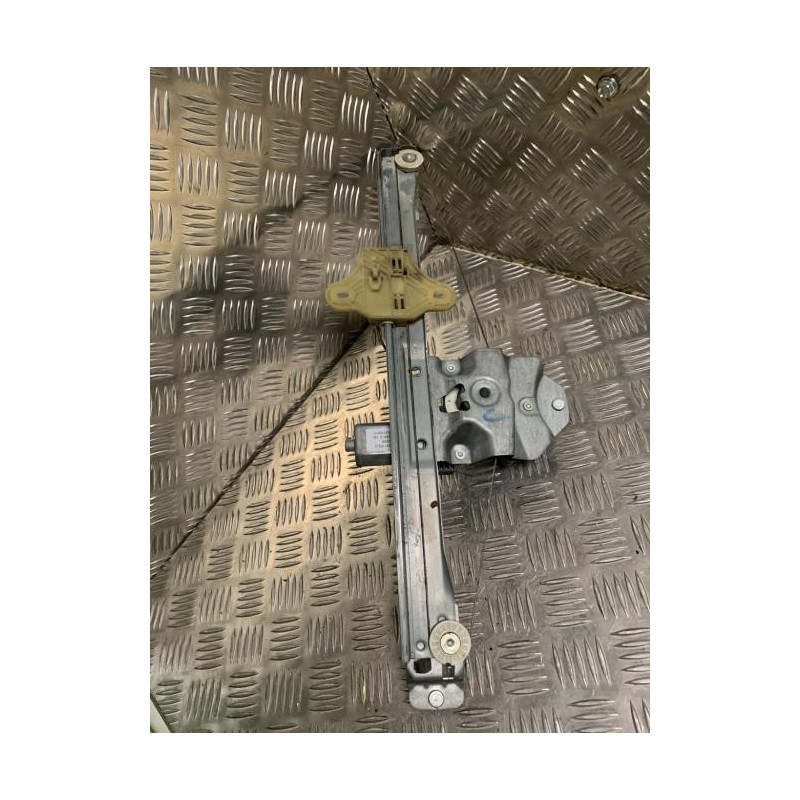 Moteur leve vitre avant gauche RENAULT CLIO 4 PHASE 1 d’occasion