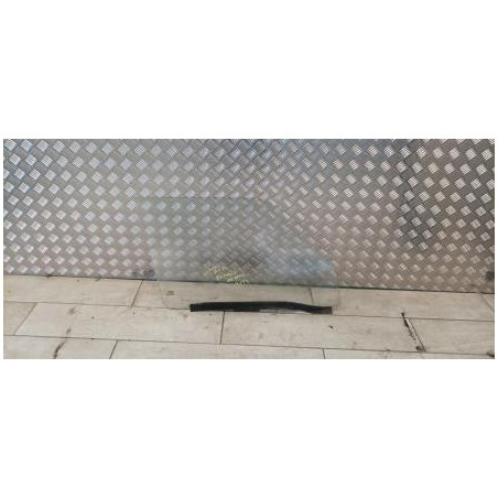 Vitre avant droit RENAULT EXPRESS PHASE 1 d’occasion