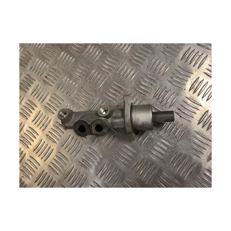 Maitre cylindre (freinage) RENAULT SCENIC 1 PHASE 2 d’occasion