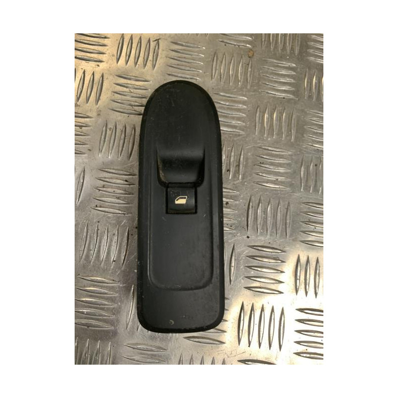 Interrupteur de leve vitre avant droit PEUGEOT 308 1 PHASE 1 d’occasion