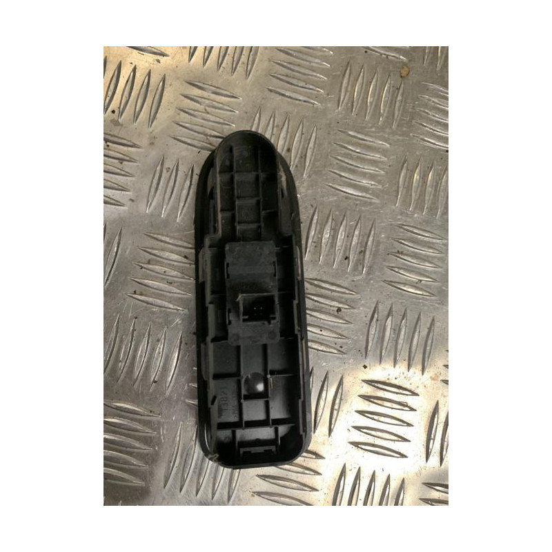 Interrupteur de leve vitre avant droit PEUGEOT 308 1 PHASE 1 d’occasion