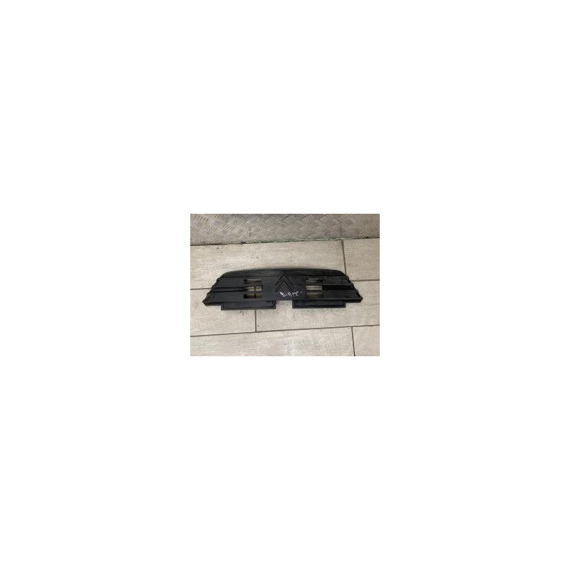 Calandre CITROEN DYANE d’occasion