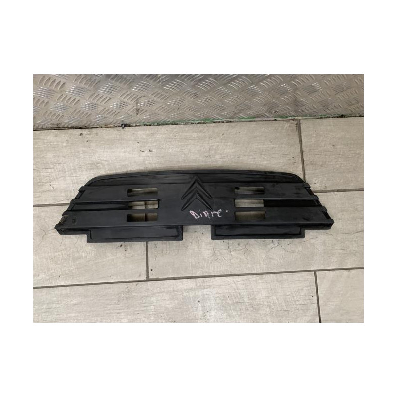 Calandre CITROEN DYANE d’occasion