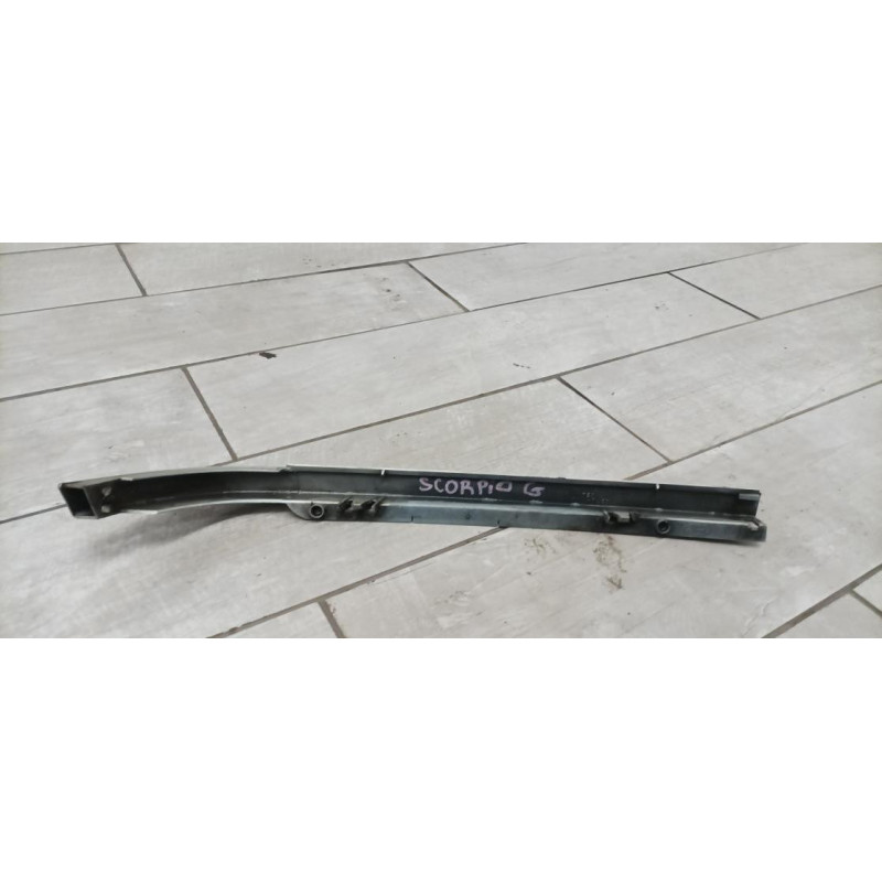 Enjoliveur de phare gauche FORD SCORPIO 1 PHASE 1 d’occasion