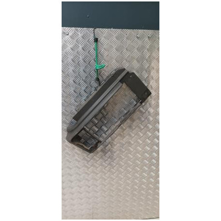 Calandre droite RENAULT MASTER 1 PHASE 1 d’occasion
