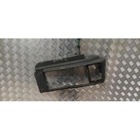 Calandre gauche RENAULT MASTER 1 PHASE 1 d’occasion