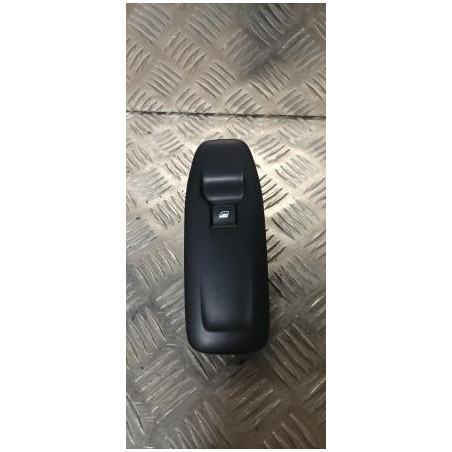 Interrupteur de leve vitre avant droit PEUGEOT 2008 1 PHASE 1 d’occasion