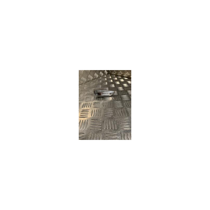 Repetiteur clignotant avant droit  (Feux) OPEL ASTRA J PHASE 2 d’occasion