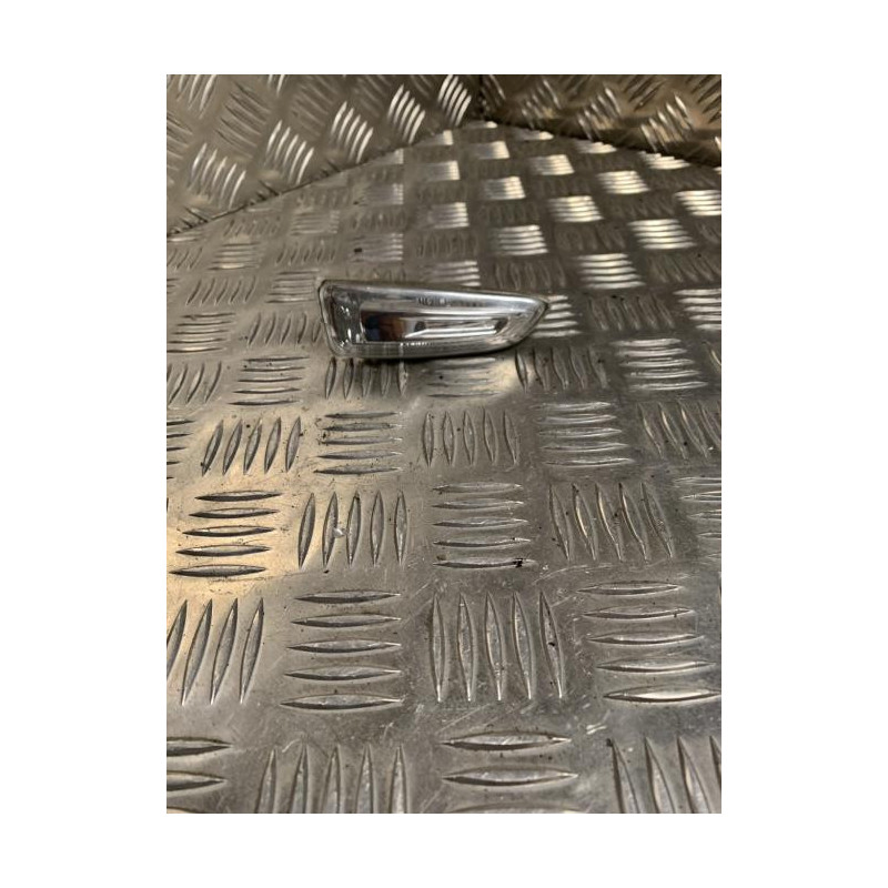 Repetiteur clignotant avant droit  (Feux) OPEL ASTRA J PHASE 2 d’occasion