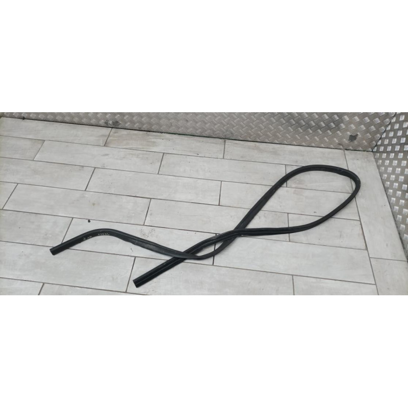 Joint de porte avant droite FORD C-MAX 1 PHASE 2 d’occasion