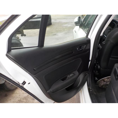Joint de porte arriere droite RENAULT MEGANE 4 PHASE 1 d’occasion