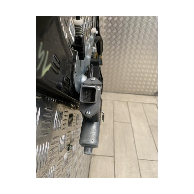 Moteur leve vitre avant gauche OPEL INSIGNIA 1 PHASE 1 BREAK d’occasion