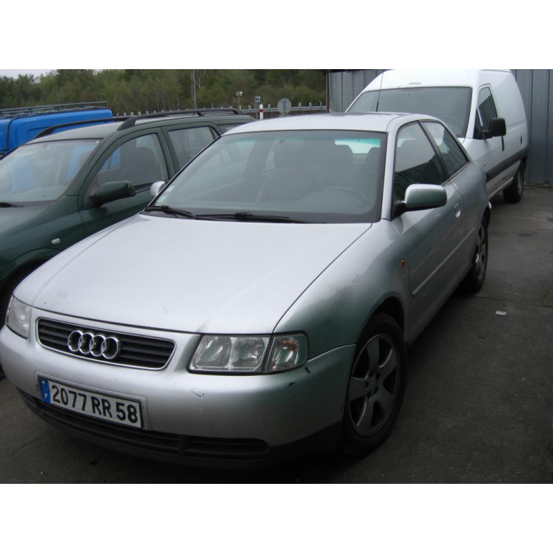 Vitre avant gauche AUDI A3 1 PHASE 1 d’occasion