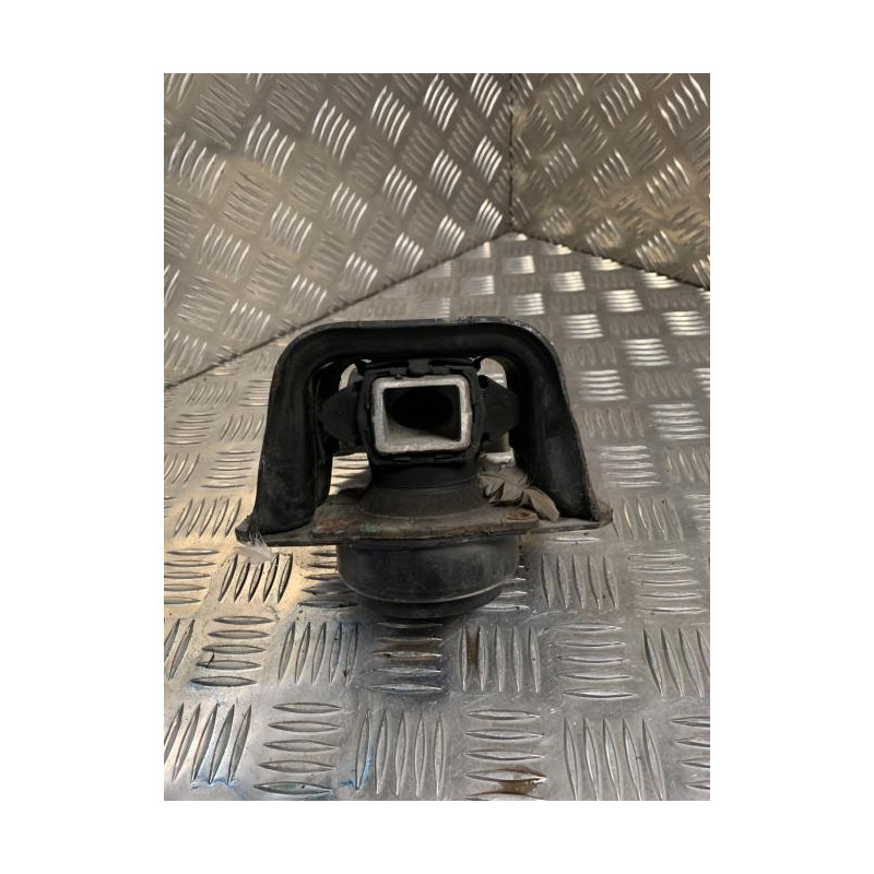 Support moteur droit CITROEN C4 2 d’occasion