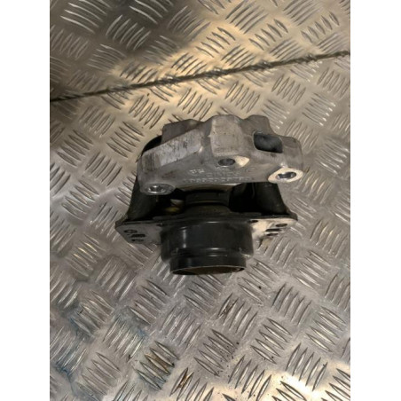 Support moteur droit CITROEN C4 2 d’occasion
